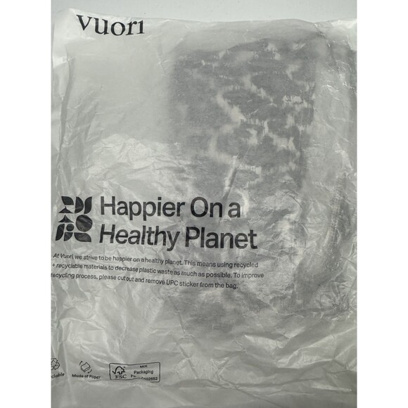 NWT Vuori Dash Shorts *Size Small* - Picture 2 of 8